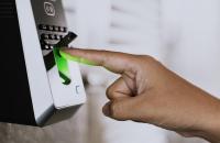 Pourquoi choisir une serrure digitale pour votre porte d'entrée ?