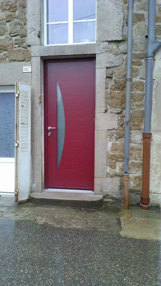 Porte d'entre alu rouge